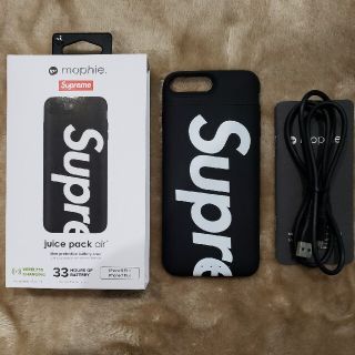 シュプリーム(Supreme)の端末・機種···iPhone8Plus iPhone7Plusカラー···ブラ(iPhoneケース)