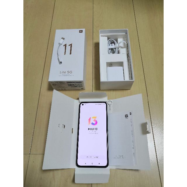 スマートフォン本体Xiaomi Mi 11 Lite 5G (SIMフリー版)  128GB