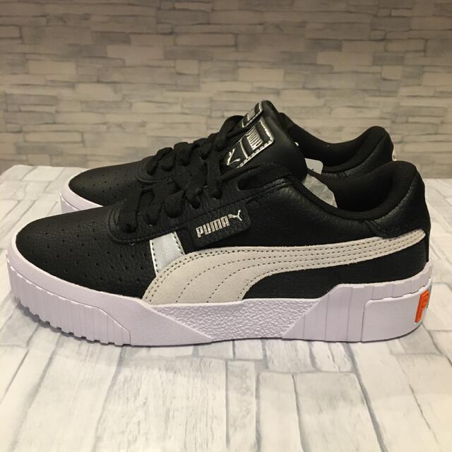 PUMA プーマ レディーススニーカー ブラック 黒スニーカー 新品 プーマスニーカーの通販 by 777's shop｜プーマならラクマ