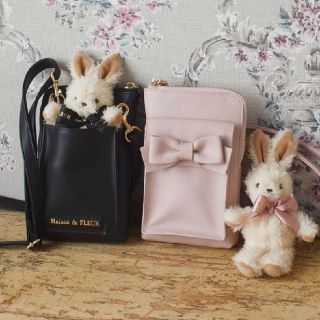 【mm様ご専用】【ルミネ新宿限定】新品♡スマホポシェット♡メゾンドフルール♡