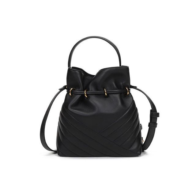 Tory Burch - 新品 匿名配送 トリーバーチ キラシェブロンミニ