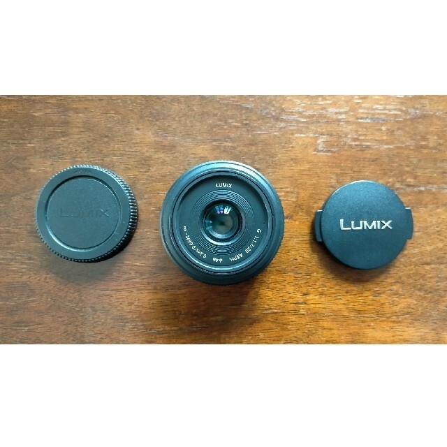 Panasonic(パナソニック)のPanasonic 交換レンズ H-H020 スマホ/家電/カメラのカメラ(レンズ(単焦点))の商品写真