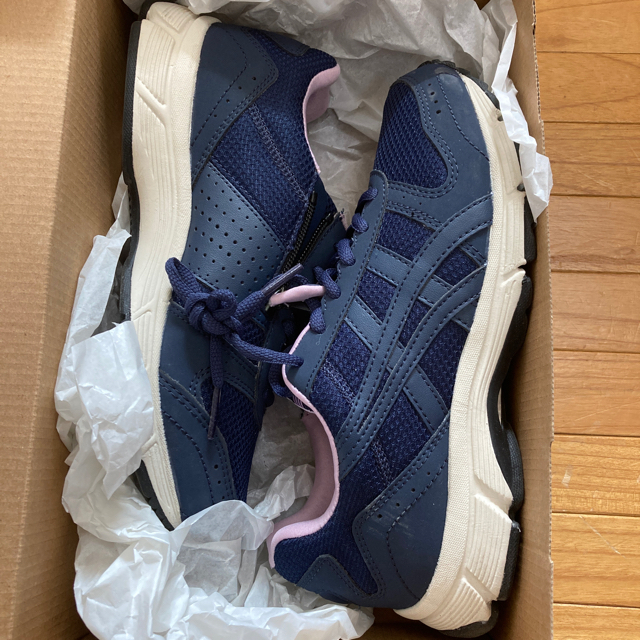 asics(アシックス)の値下げ　アシックス（ASICS） スニーカー 　２４ｃｍ　414W  レディースの靴/シューズ(スニーカー)の商品写真