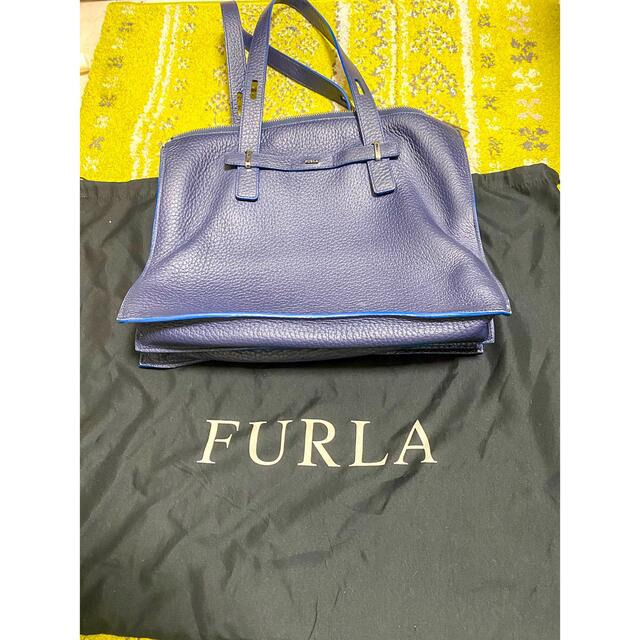 《FURLA》フルラ　GIOVE レザートートバック　メンズ　ブルーバッグ