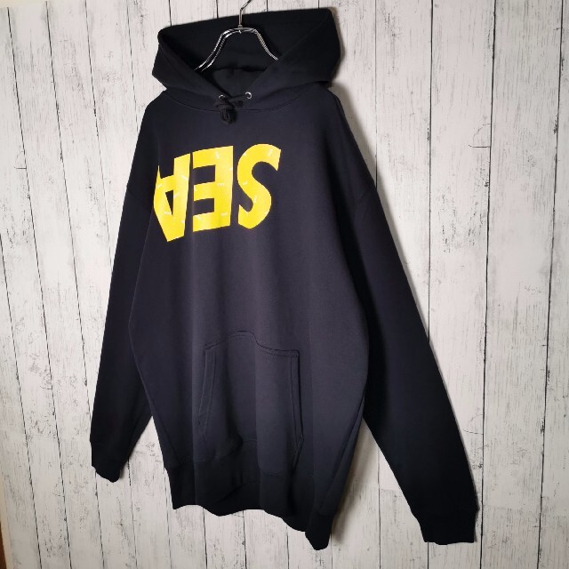 限定コラボ】ゴッドセレクションxxxウィンダンシー☆ビッグロゴ入パーカー-