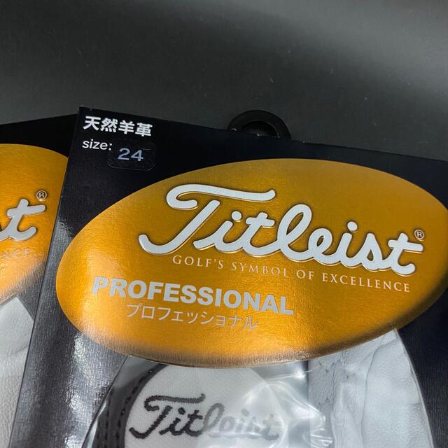 Titleist(タイトリスト)の【新品】タイトリスト　グローブ　天然羊革　TG77 サイズ　24 左　2枚 スポーツ/アウトドアのゴルフ(ウエア)の商品写真