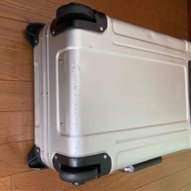 ZERO HALLIBURTON アルミ 保証書残2年 TSA付 2輪 約31L 6