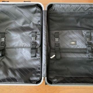 ZERO HALLIBURTON アルミ 保証書残2年 TSA付 2輪 約31L