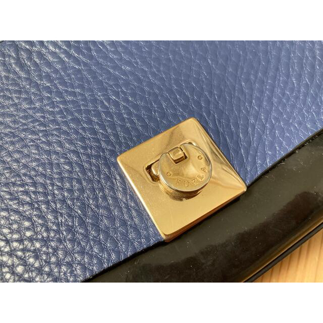 Furla(フルラ)のFURLA ショルダーバッグ　 レディースのバッグ(ショルダーバッグ)の商品写真