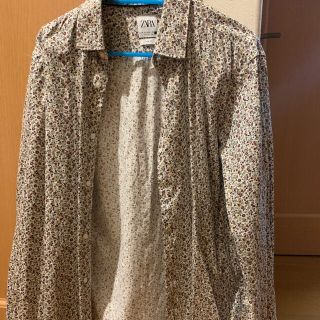 ザラ(ZARA)のZARA 花柄シャツ(シャツ)