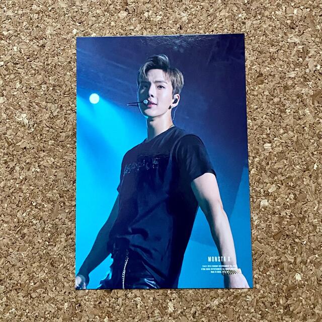 MONSTA X ショヌ DVD キノ アルバム特典 エンタメ/ホビーのタレントグッズ(アイドルグッズ)の商品写真