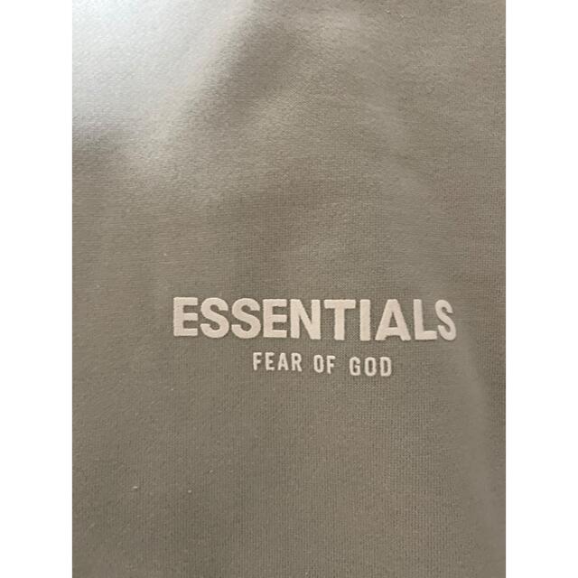 fear of god essential 新作　グリーン