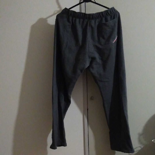 le coq sportif(ルコックスポルティフ)のルコック　ルームウエア　ズボン　グレー　ウエスト83cm〜89cm メンズのパンツ(その他)の商品写真