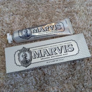 マービス(MARVIS)の（新品）マービス　MARVIS SMOKERS WHITENING MINT(歯磨き粉)