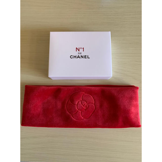 CHANEL(シャネル)の新品　シャネル　CHANEL ターバン　ヘアバンド レディースのファッション小物(その他)の商品写真