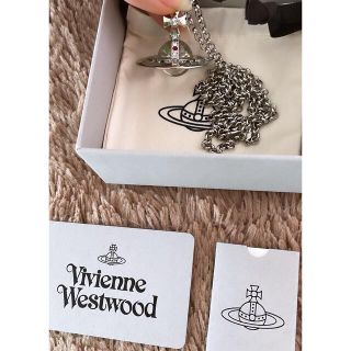 ヴィヴィアンウエストウッド(Vivienne Westwood)のヴィヴィアンウエストウッド スモールオーブ ネックレス(ネックレス)