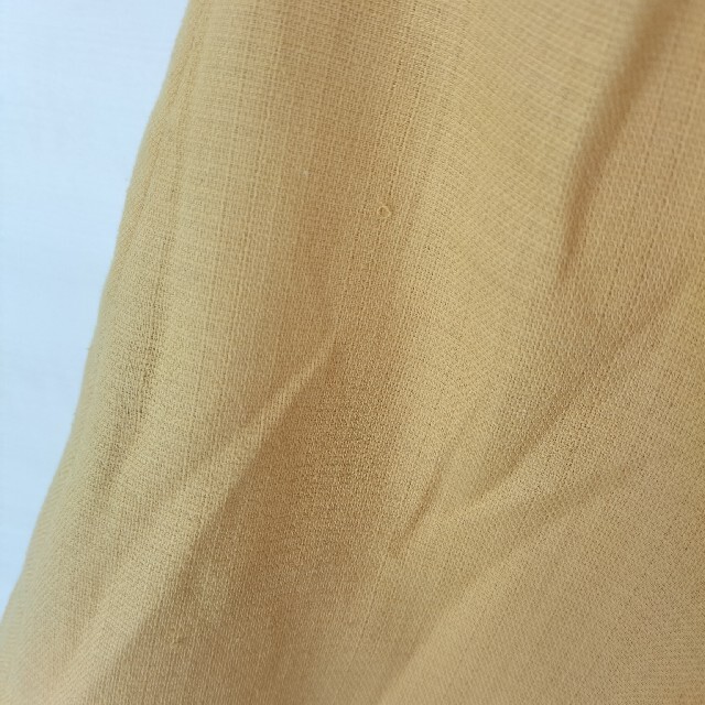 春　黄色　膝丈　スカート　裏地あり レディースのスカート(ひざ丈スカート)の商品写真