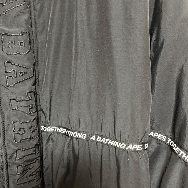 A BATHING APE(アベイシングエイプ)のA BATHING APE ダウン フード付き XL メンズのジャケット/アウター(ダウンジャケット)の商品写真