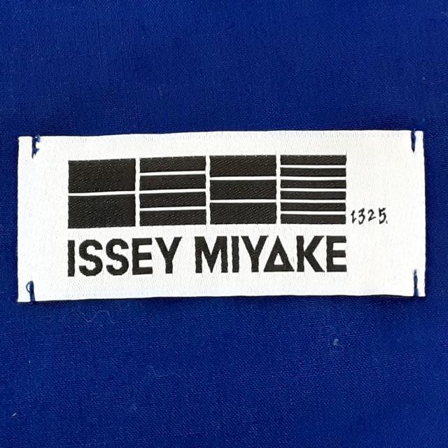 ISSEY MIYAKE(イッセイミヤケ)のイッセイミヤケ ワンピース サイズ2 M美品  レディースのワンピース(その他)の商品写真