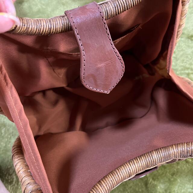 アシタバ　カゴバック　バリ レディースのバッグ(かごバッグ/ストローバッグ)の商品写真