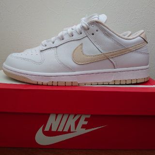 ナイキ(NIKE)のNIKE WMNS DUNK LOW Perl White(スニーカー)