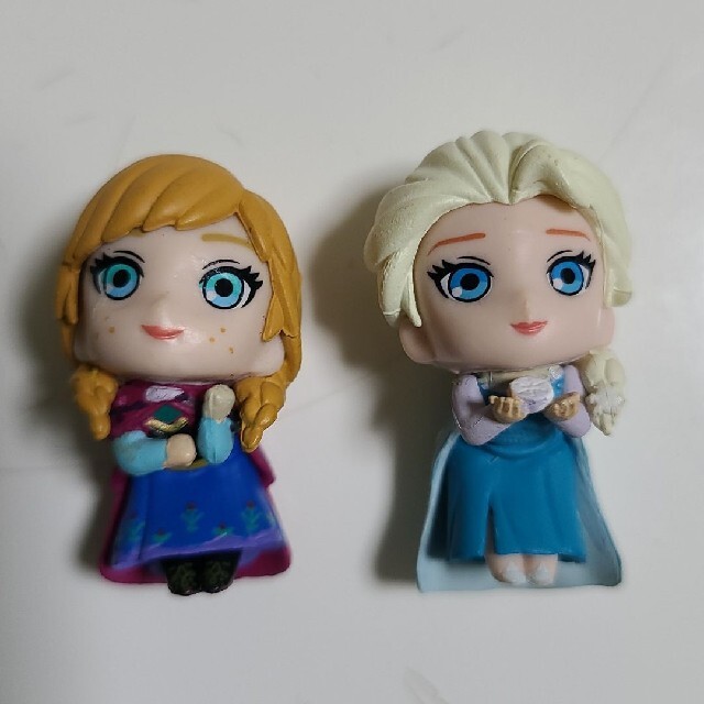 Disney(ディズニー)のアナと雪の女王 でふぉめガチャクリップ エンタメ/ホビーのアニメグッズ(キーホルダー)の商品写真