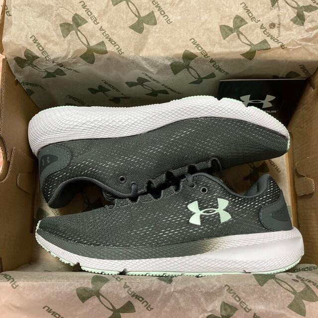 UNDER ARMOUR(アンダーアーマー)のアンダーアーマー 24.0cm ランニングシューズ レディースの靴/シューズ(スニーカー)の商品写真