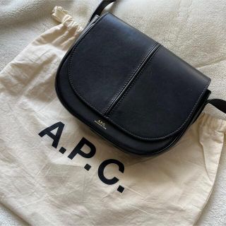 アーペーセー(A.P.C)のAPC ショルダーバッグ ブラック(ショルダーバッグ)