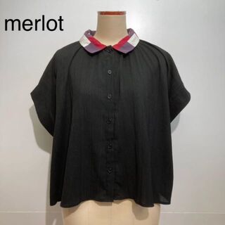 メルロー(merlot)のmerlot 襟パッチワークフレンチスリーブブラウス(シャツ/ブラウス(半袖/袖なし))