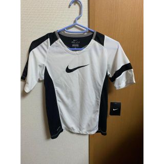 ナイキ(NIKE)のNIKE Tシャツ　140(Tシャツ/カットソー)