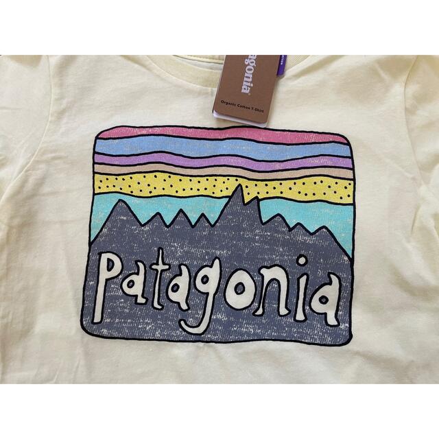 patagonia(パタゴニア)の新品未使用　Patagoniaパタゴニア  キッズ　ベビー　Tシャツ 3T キッズ/ベビー/マタニティのキッズ服男の子用(90cm~)(Tシャツ/カットソー)の商品写真