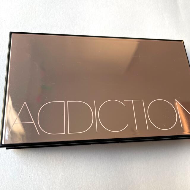 ADDICTION(アディクション)のADDICTION ホリデーコンパクト110 コスメ/美容のキット/セット(コフレ/メイクアップセット)の商品写真