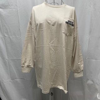 イング(INGNI)のINGNI  ロングTシャツ長袖 ベージュ Mサイズ ロゴあり(Tシャツ(長袖/七分))