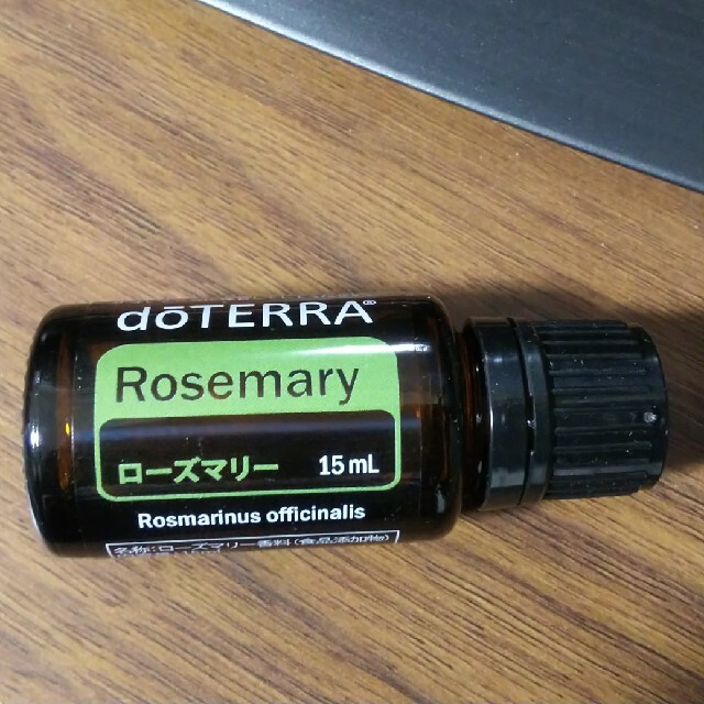 doTERRA(ドテラ)の★doTERRA ドテラ  ローズマリー 15ml 新品未開封 コスメ/美容のリラクゼーション(アロマオイル)の商品写真