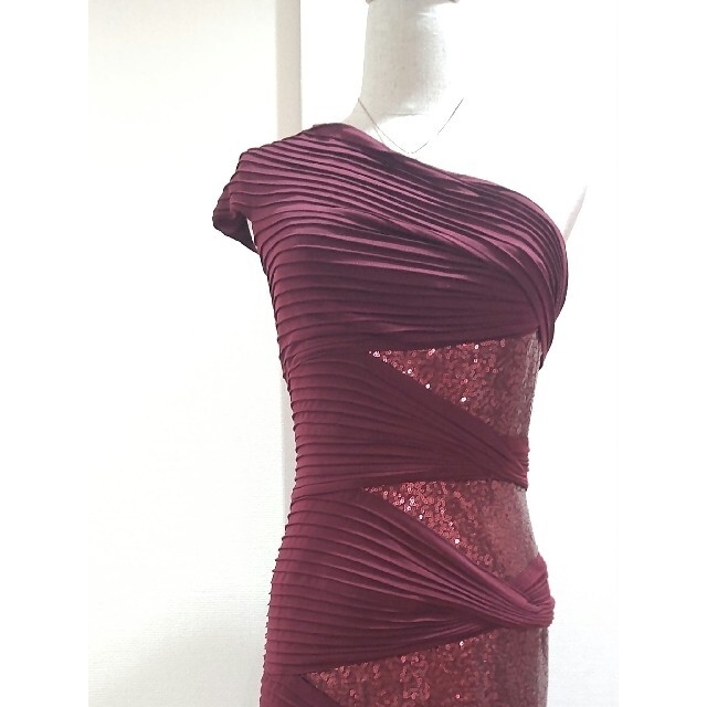TADASHI SHOJI - 新品☆TADASHI SHOJIタダシ・ショージスパンコール