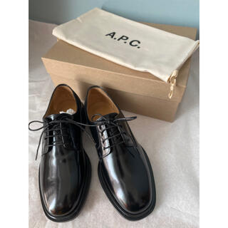 アーペーセー(A.P.C)の《新品》A.P.C. ローファー 本革 ブラック charlie(ローファー/革靴)