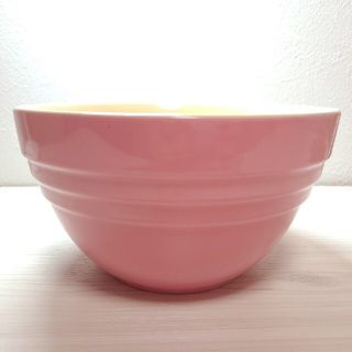 ルクルーゼ(LE CREUSET)のsayu様専用❤️ルクルーゼ マルチボール  直径18cmピンク&アイボリー(食器)