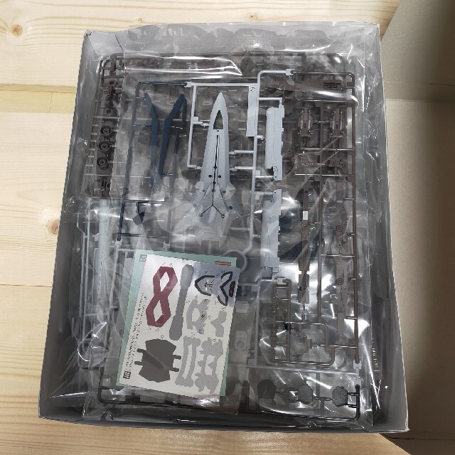 バンダイ 1/ 100 MG シナンジュ・スタインナラティブVer.機動戦士ガン バンダイ 1/ 100 MG シナンジュ・スタインナラティブVer.機動戦士ガ…