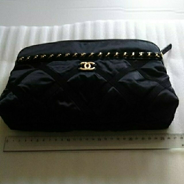 CHANEL(シャネル)のシャネル 22P ポーチバッグ小 ：そろそろ使用します レディースのバッグ(ショルダーバッグ)の商品写真