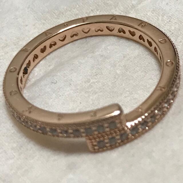 pandora Sparkling Overlapping Ring