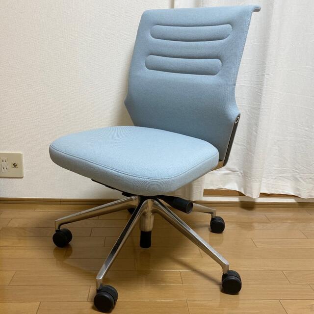 Herman Miller(ハーマンミラー)のvitra 水色 ワークチェア インテリア/住まい/日用品の椅子/チェア(デスクチェア)の商品写真