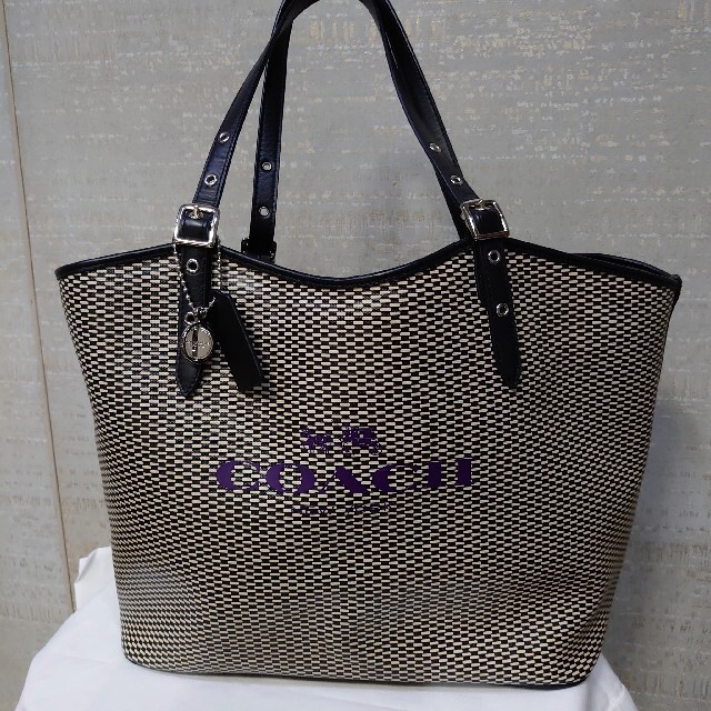 COACH(コーチ)のCOACH・コーチのトートバック レディースのバッグ(トートバッグ)の商品写真