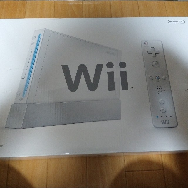 wii本体箱入りとゲームセット