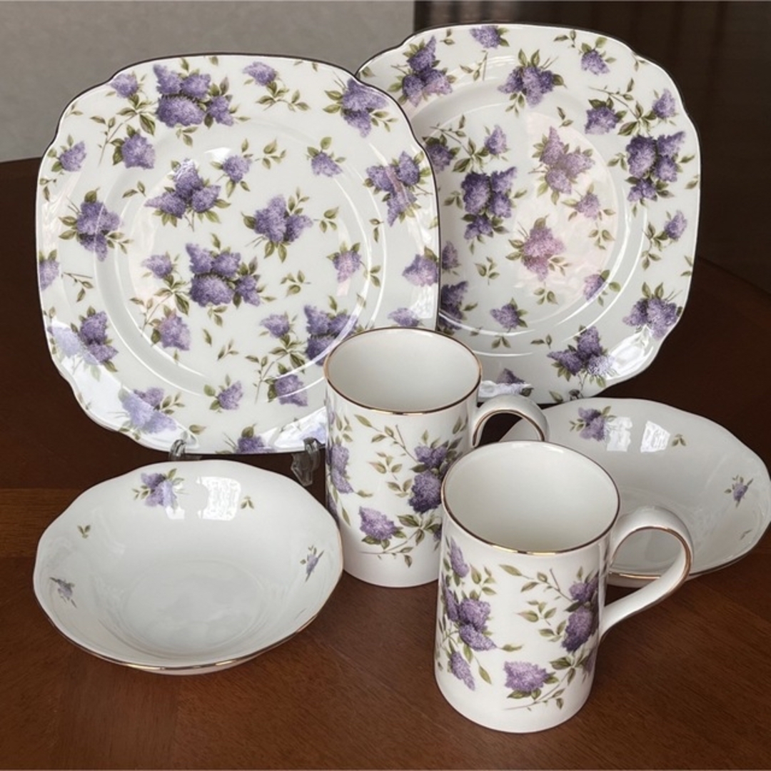 ROYAL ALBERT - 【レア美品】ロイヤルアルバート ☆ライラック ROYAL ALBERT - 【レア美品】ロイヤルアルバート ☆ライラック