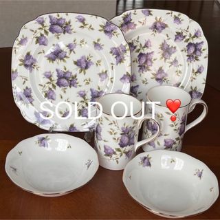 ロイヤルアルバート(ROYAL ALBERT)の【レア美品】ロイヤルアルバート ★ライラックレーン★ペア　セット②(食器)