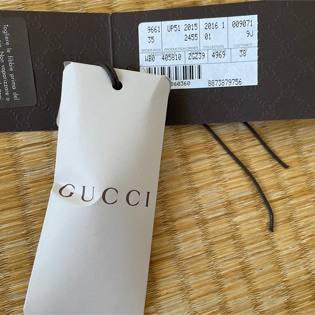 Gucci(グッチ)のグッチ　パールボタントレンチコート　GUCCI サイズ38 レディースのジャケット/アウター(トレンチコート)の商品写真