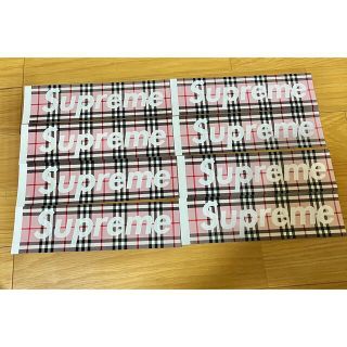 シュプリーム(Supreme)のSupreme ステッカー　8枚 Burberry box logo ピンク(ノベルティグッズ)