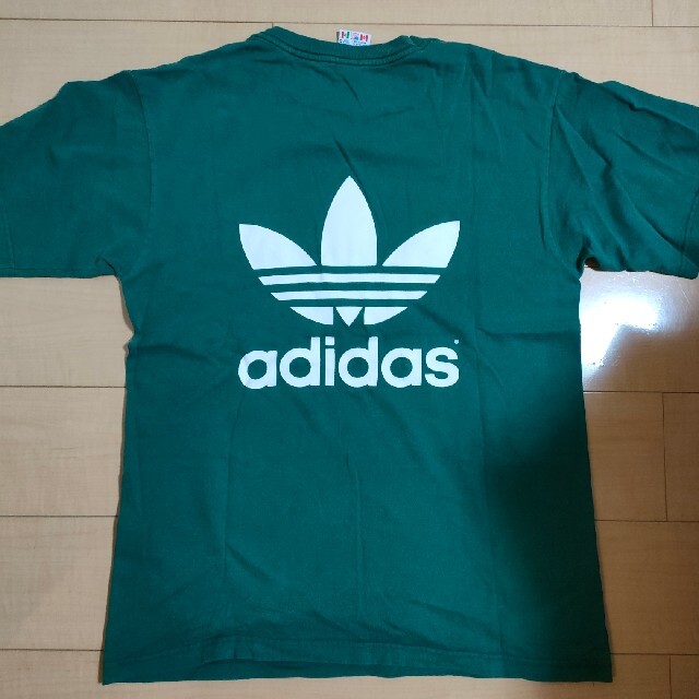 adidas(アディダス)のadidas アディダス　Tシャツ　古着 メンズのトップス(Tシャツ/カットソー(半袖/袖なし))の商品写真