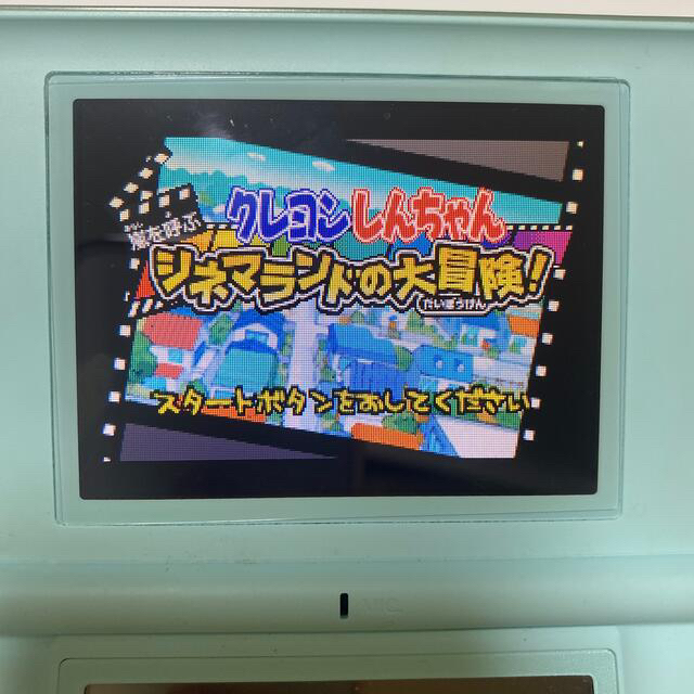 ゲームボーイアドバンス(ゲームボーイアドバンス)のクレヨンしんちゃん 嵐を呼ぶ シネマランドの大冒険！ GBA エンタメ/ホビーのゲームソフト/ゲーム機本体(携帯用ゲームソフト)の商品写真