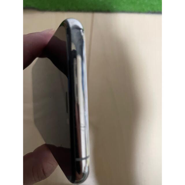 iPhone(アイフォーン)の　超美品　Phone Xs Silver 64 GB SIM解除済み スマホ/家電/カメラのスマートフォン/携帯電話(携帯電話本体)の商品写真